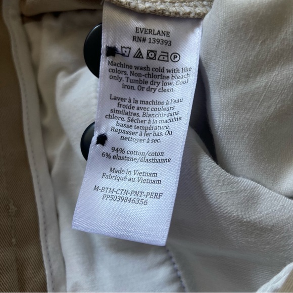 Everlane The Performance Chino | Uniform Slim Fit - Picture 14 of 16